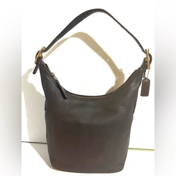 Coach Handbags - Coach vintage Brown Leather Hobo Bag